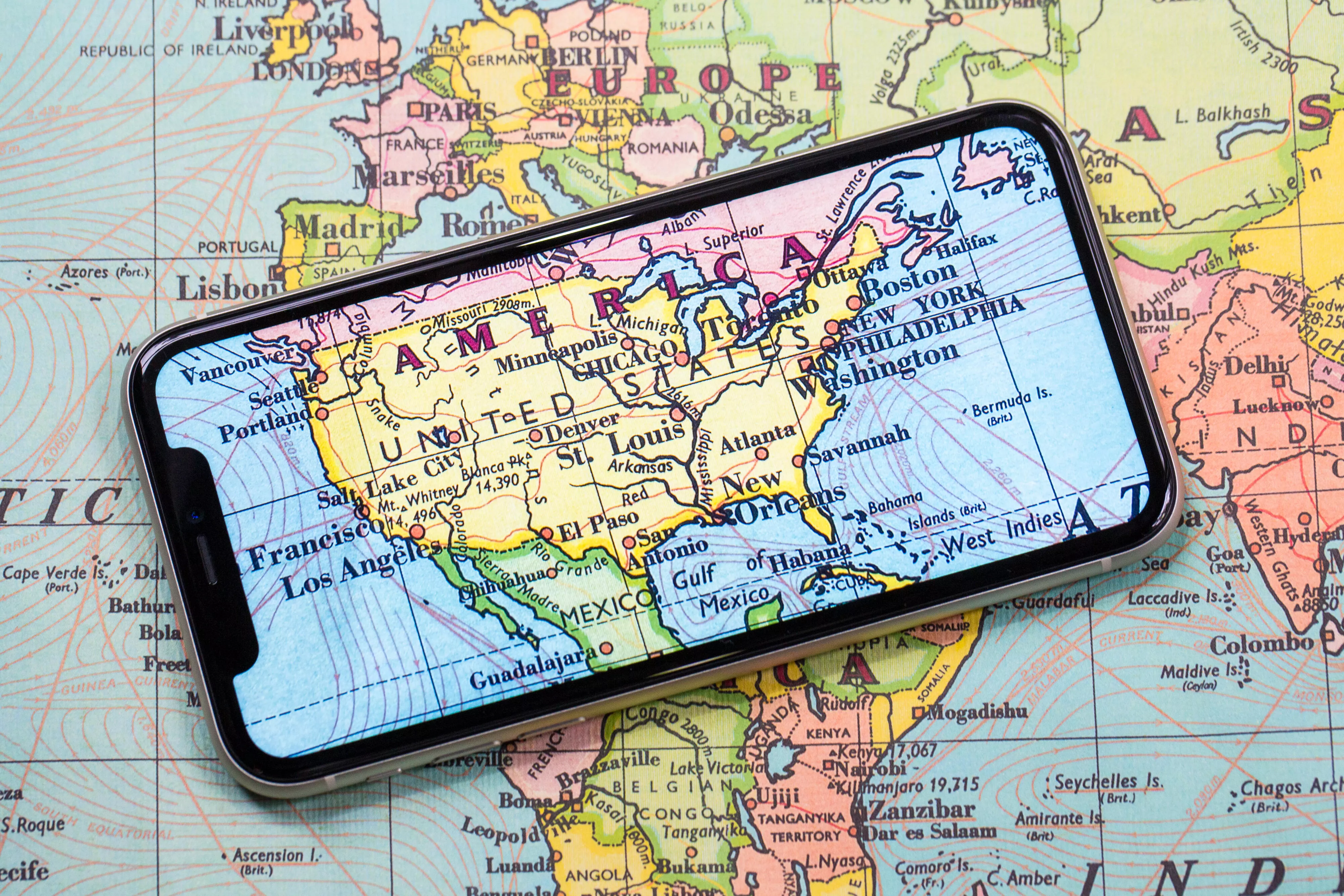  world-map-apple-iphone-0306